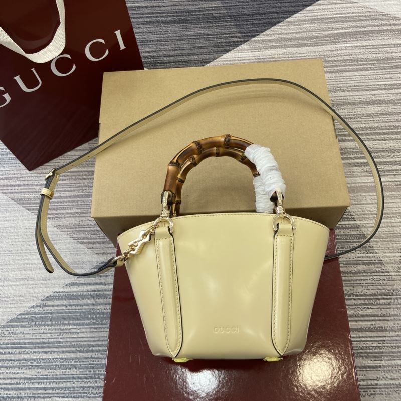 Gvc*1 tote bags